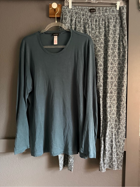 Hanro Other - HANRO • Pajama lounge set - Large / long sleeve and pants